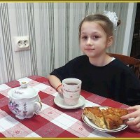 Завтрак с дедушкиным пирогом! :: Нина Андронова
