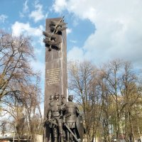Памятник сотрудникам и военнослужащим росгвардии,погибшим при исполнении служебного долга :: Galina Solovova