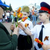 Чтобы цветочки не распустились раньше... :: Raduzka (Надежда Веркина)