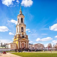 Колокольня Ризоположенского монастыря :: Юлия Батурина