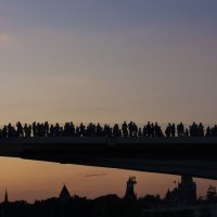 Парящий мост на закате. :: Alexandr Gunin