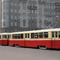 Трамвайный поезд ЛМ и ЛП-49 :: Стальбаум Юрий 