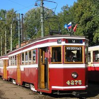 Музейный серийный трамвайный поезд ЛМ и ЛП-33 в полной комплектности :: Стальбаум Юрий 