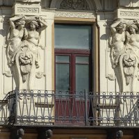 Девушки на фасадах домов Санкт-Петербурга :: Anna-Sabina Anna-Sabina