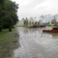 В городе дождь... :: Егор Бабанов
