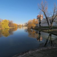 Прогулка у Новодевичьего монастыря. :: Евгений Седов