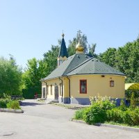 Никольская церковь рядом с Храмом Александра Невского при МГИМО :: Сергей Антонов
