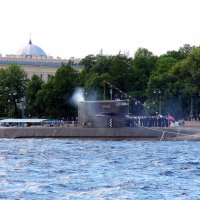 Дизель-электрическая подводная лодка «Санкт-Петербург» :: Валерий Новиков
