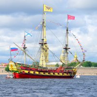 Воссозданный на исторической верфи первый российский линейный корабль XVI века "Полтава" :: Валерий Новиков