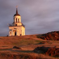Сторожевая башня на Лисьей горе :: Нэля Лысенко