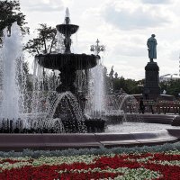 фонтаны в городе :: Олег Лукьянов