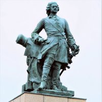 Фрагмент памятника Петру I установленного на Петровской горе :: Валерий Новиков