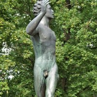 Скульптура с историей - «Лесной юноша» :: Валерий Новиков