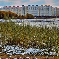 Сентябрь...Город, река,первый снег! :: Владимир 