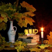 Осенний натюрморт с кленовыми листьями... :: Нэля Лысенко