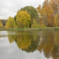 Осенний парк :: Леонид Иванчук