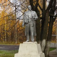 Памятник В.И.Ленину :: Андрей Снегерёв