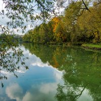 Осень нынче засмотрелась в отражение пруда... :: Наталья Димова