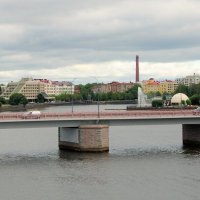 Петровский мост через Замковый пролив в Выборге. :: Валерий Новиков