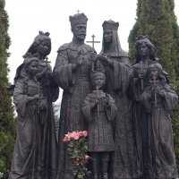 Царская семья в Дивеево. :: Владимир Моисеев