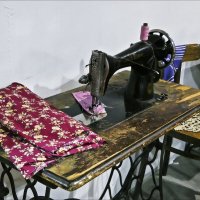Швейная машинка, как произведение искусства :: Валентина *