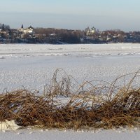 Зимний волжский пейзаж, вид на Норское, Ярославль :: Николай Белавин