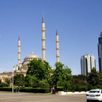 Мечеть «Сердце Чечни» и  «Гро́зный-Си́ти» :: Елена (ЛенаРа)