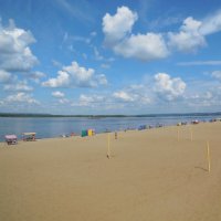 Золотой песочек на волжских пляжах Самары. :: Надежда 