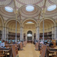 В национальной библиотеке Франции в Париже. Корпус Ришелье :: ИРЭН@ .