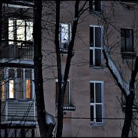 Ночные окна :: Валерий Викторович РОГАНОВ-АРЫССКИЙ