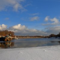 По тонкому льду. :: Алекс Ант