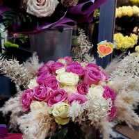 Букет в цветочном магазине! :: Нина Андронова