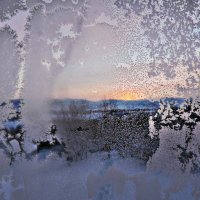 Рассвет из окна в морозный день :: Мария Васильева