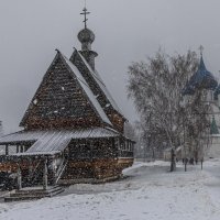 Снегопад в суздале :: Сергей Петров