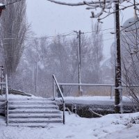 Снег в городе :: Юрий Гайворонский