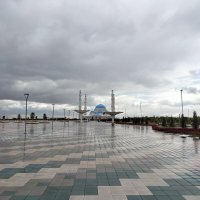 Центральная мечеть и площадь. Астана. :: Динара Каймиденова