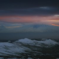Закатная феерия с видом на Арарат. Арка Чаренца. :: Дмитрий Шишкин
