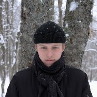 Портрет в зимнем лесу. :: Дмитрий А