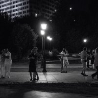 Ночной танец :: Сергей Парамонов