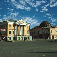 Площадь в городе Вольске. :: Анатолий Уткин