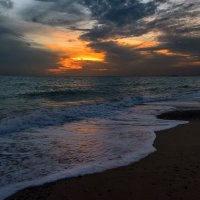 Закат и море :: Владимир Жуков