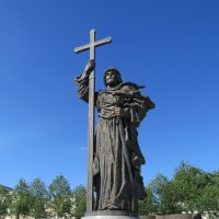 Памятник князю Владимиру. Москва. :: Вера Щукина