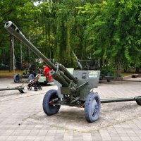 Краснодар. Дивизионная 76-мм пушка ЗиС - 3. :: Пётр Чернега