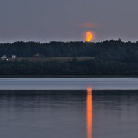 Апельсиновая луна :: Владимир Кузнецов
