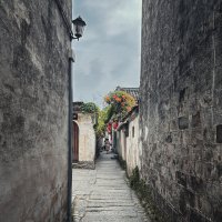 Старинная улица в китайской деревне :: Дмитрий 