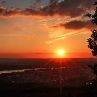 Благодатные лучи заката. :: Николай Рубцов