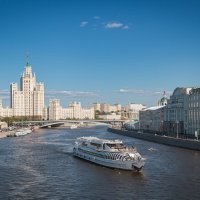 По Москве-реке... :: Сергей Кичигин