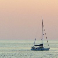 вечерний морской пейзаж с яхтой.... :: galalog galalog
