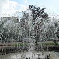 Брызки фонтана :: Елена Семигина