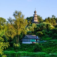 Тихвинская церковь над рекой Тверца :: Георгий А